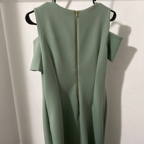 Calvin Klein - Picture 5 of 5